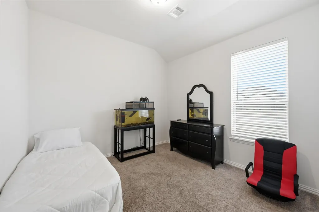 196 Lady Bird Waxahachie TX 75165