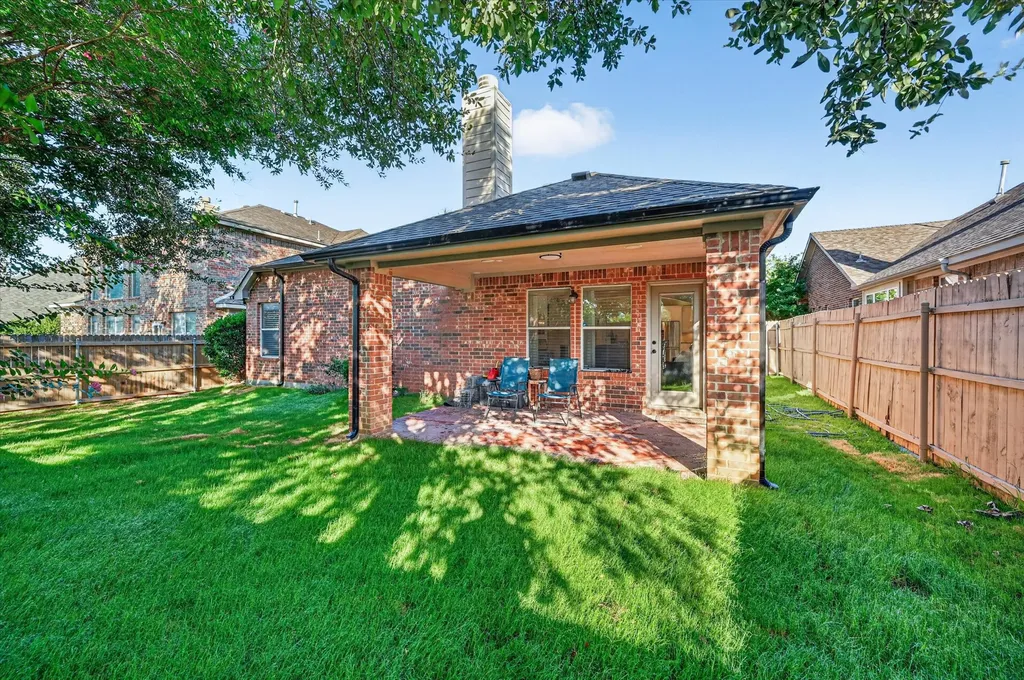 8021 Branch Hollow Trail Fort Worth TX 76123