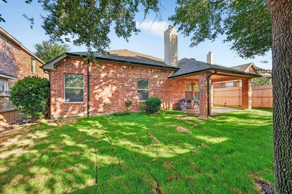 8021 Branch Hollow Trail Fort Worth TX 76123