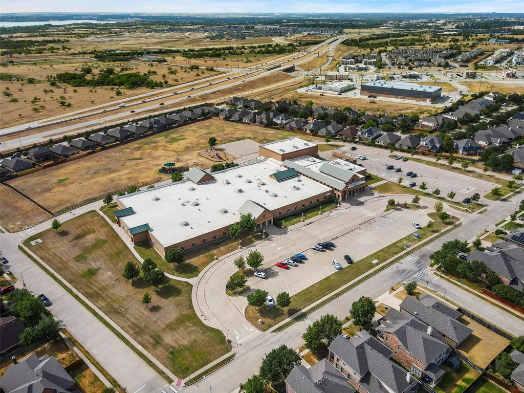 8021 Branch Hollow Trail Fort Worth TX 76123