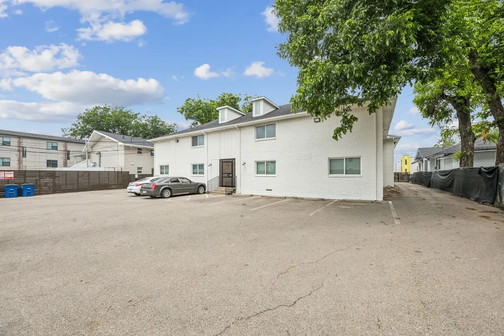 5018 San Jacinto Street Dallas TX 75206