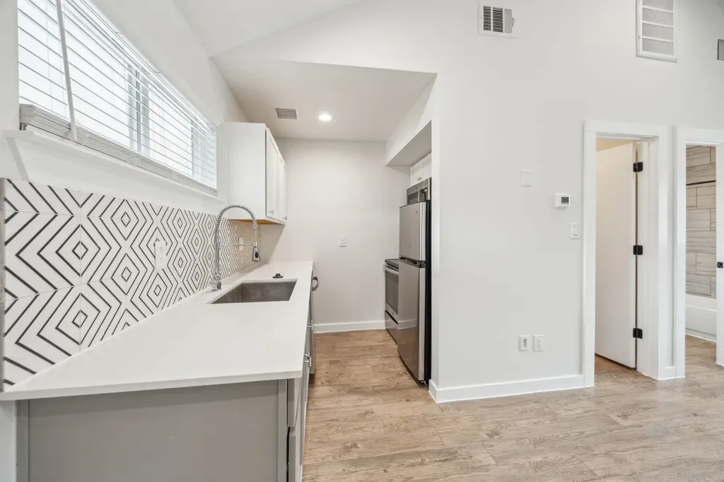 5018 San Jacinto Street Dallas TX 75206