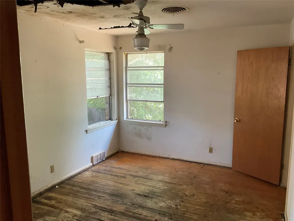 6201 Rocky Point Trail Lake Worth TX 76135