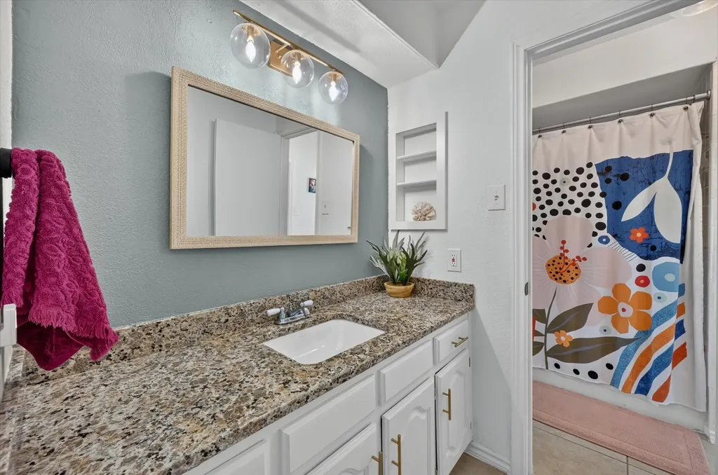 2226 Carmel Drive Carrollton TX 75006