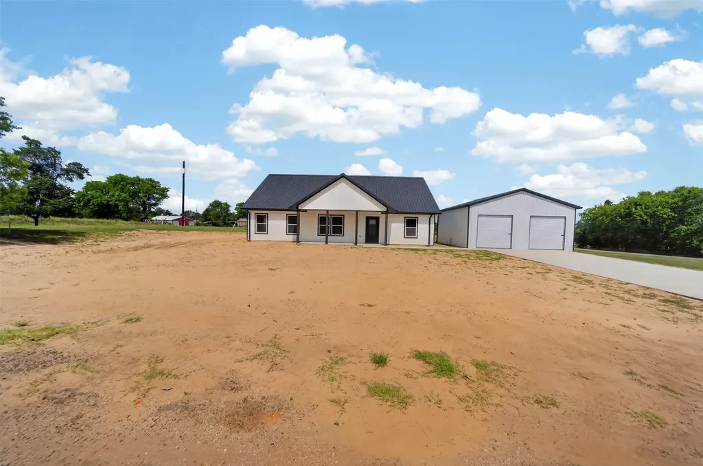 17814 County Road 285 Arp TX 75750