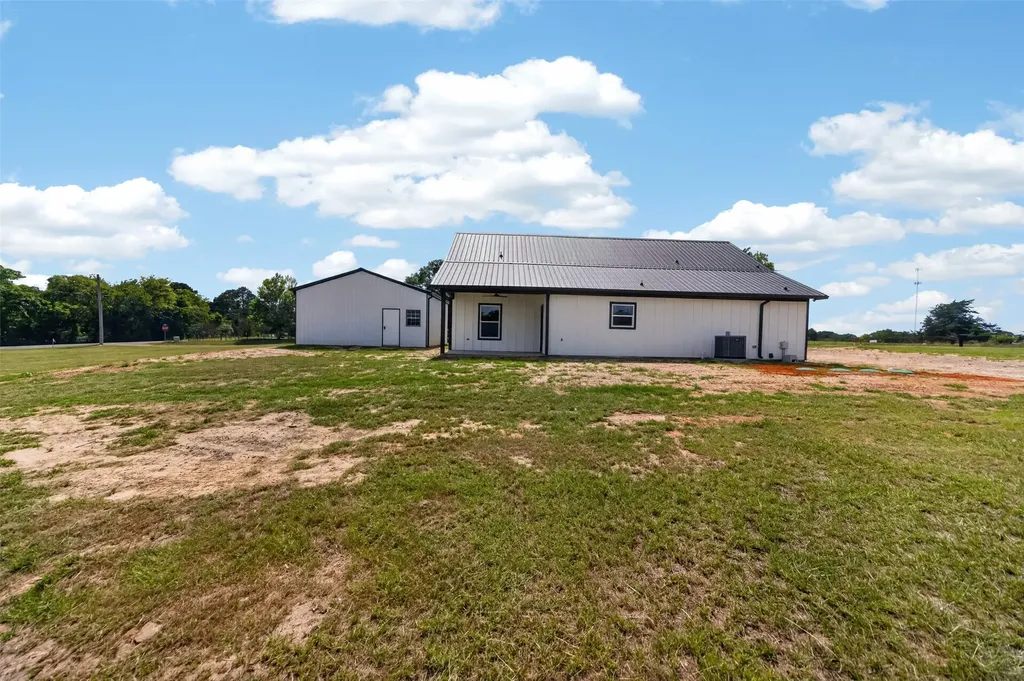 17814 County Road 285 Arp TX 75750