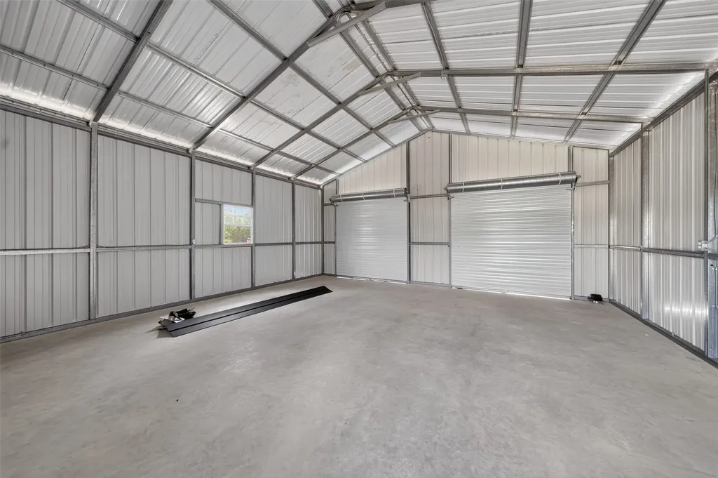 17814 County Road 285 Arp TX 75750