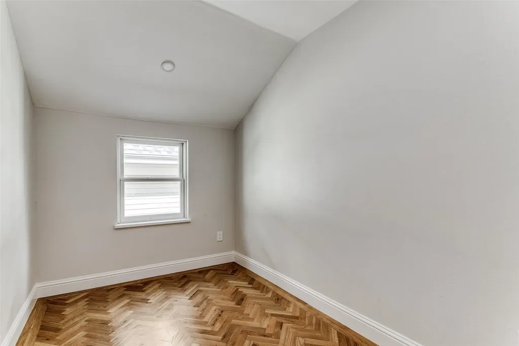 2214 Routh Street Dallas TX 75201