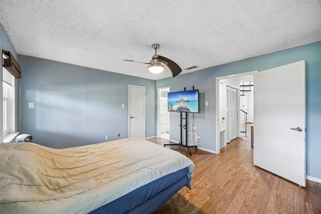 9149 Emberglow Lane Dallas TX 75243