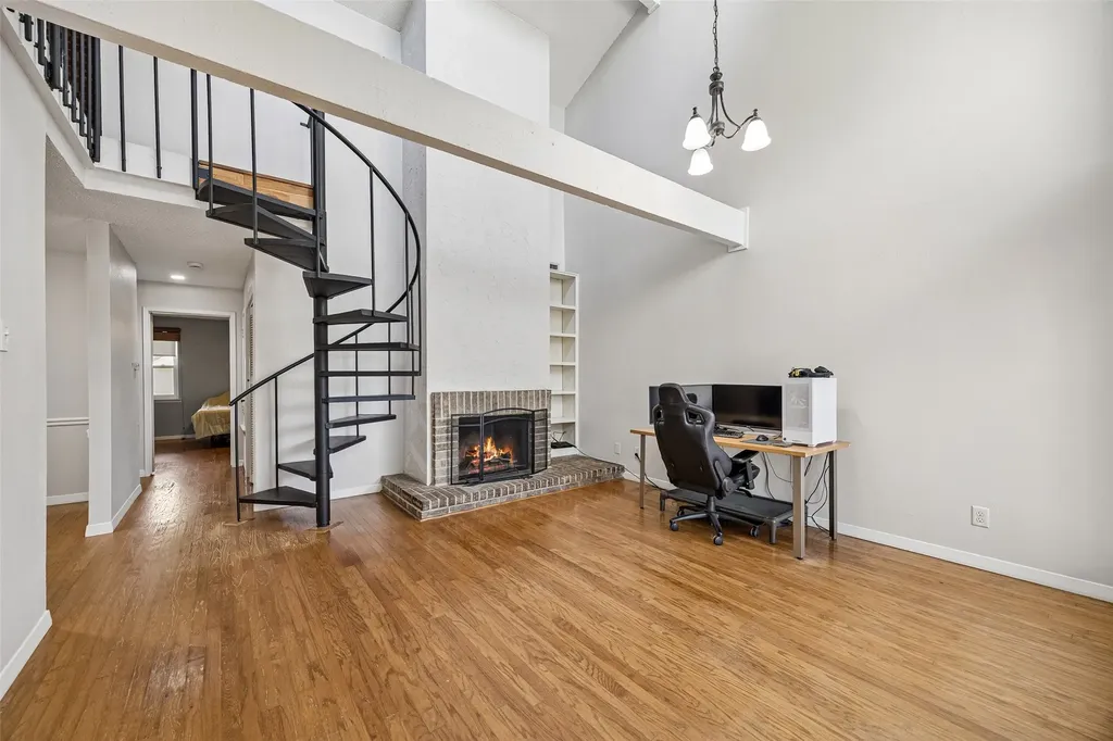 9149 Emberglow Lane Dallas TX 75243