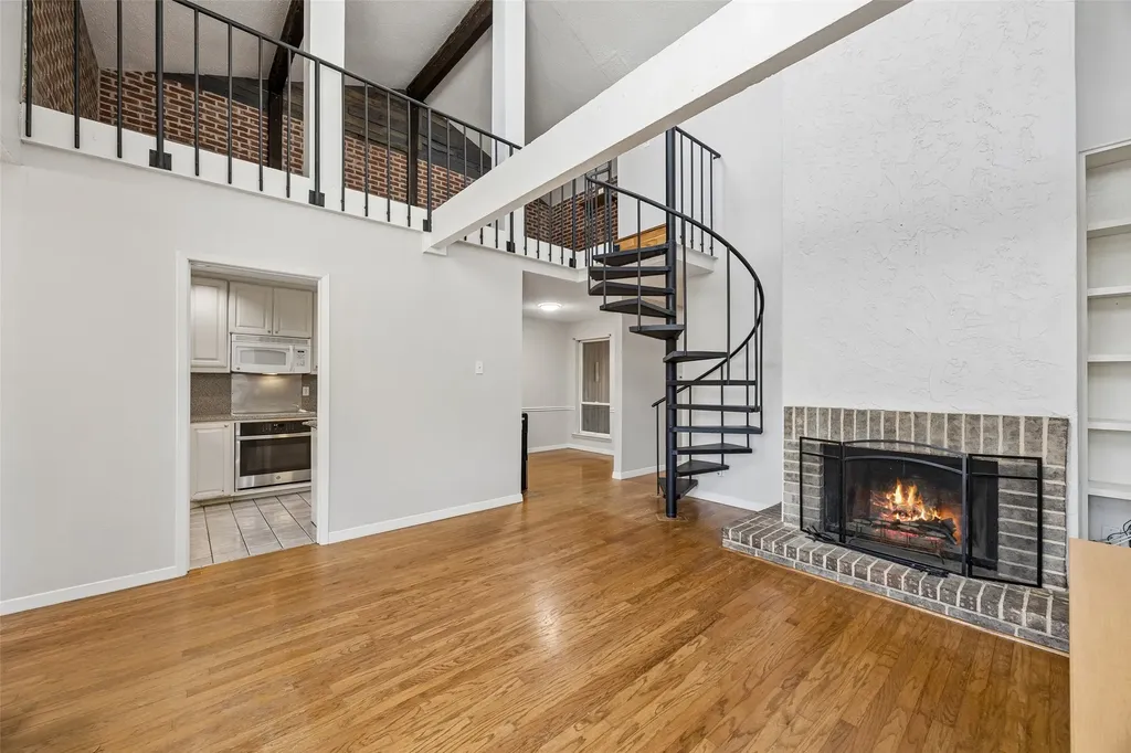 9149 Emberglow Lane Dallas TX 75243