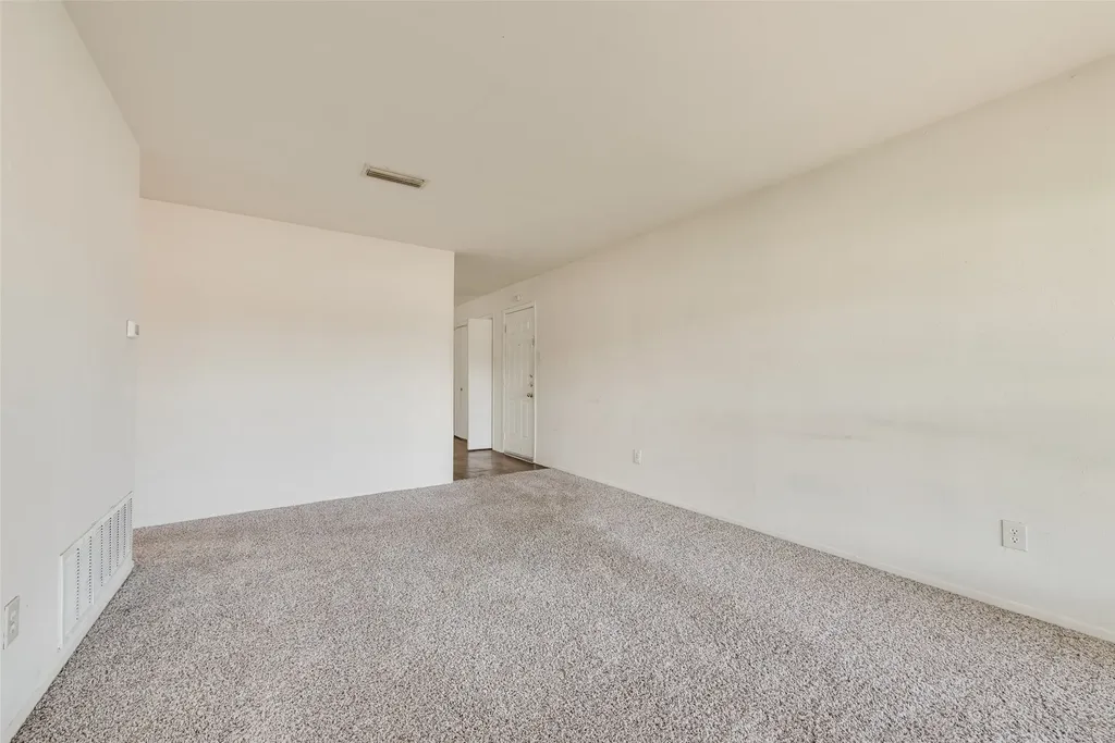 102 Silver Creek Drive Duncanville TX 75137