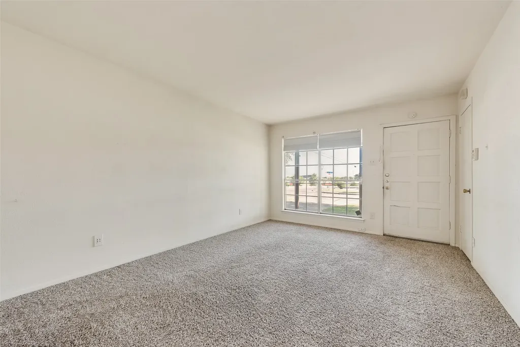 102 Silver Creek Drive Duncanville TX 75137