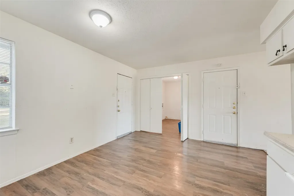 102 Silver Creek Drive Duncanville TX 75137