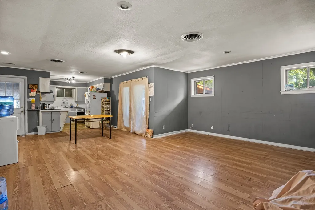 720 Buffalo Street Gilmer TX 75644