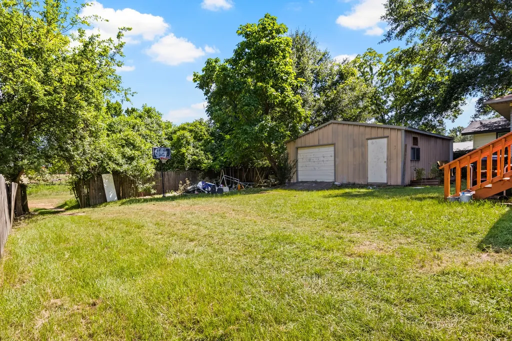 720 Buffalo Street Gilmer TX 75644