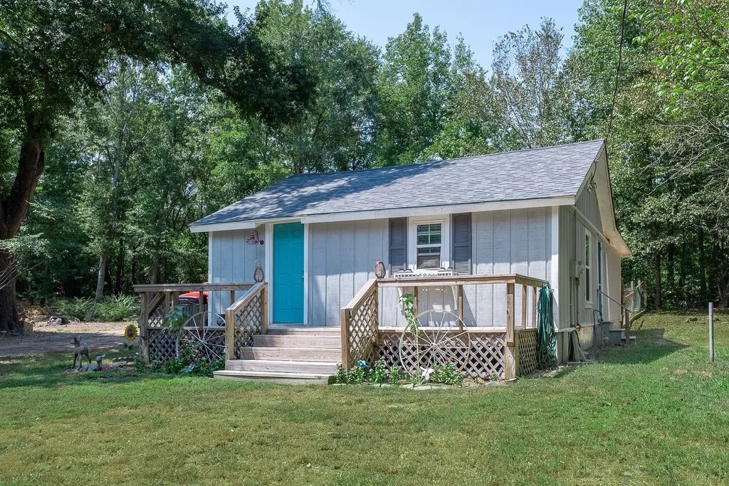 294 County Road 4470 Winnsboro TX 75494