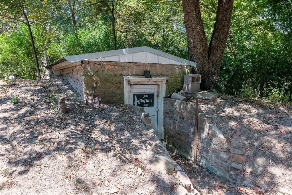 294 County Road 4470 Winnsboro TX 75494