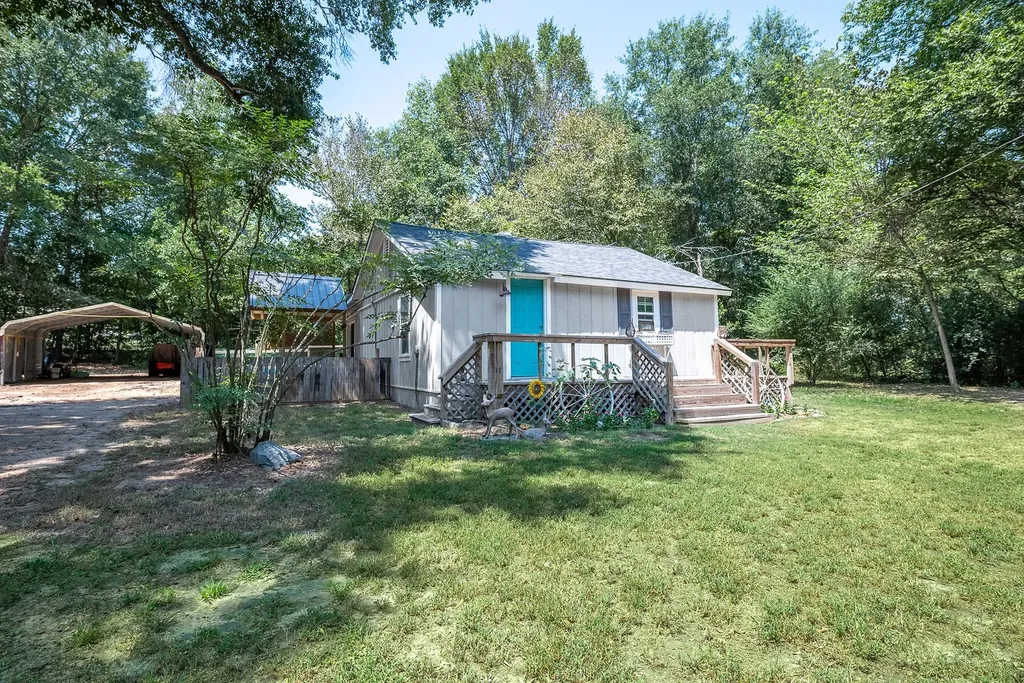 294 County Road 4470 Winnsboro TX 75494