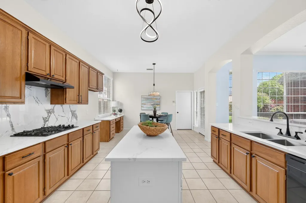 7325 Avalon Drive Plano TX 75025