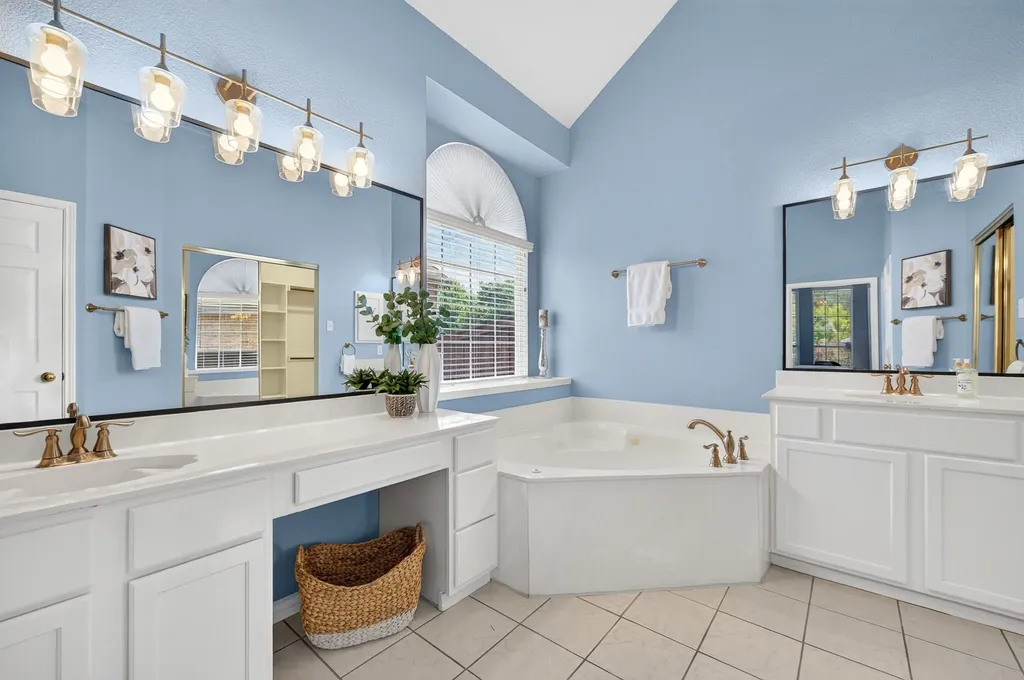 7325 Avalon Drive Plano TX 75025