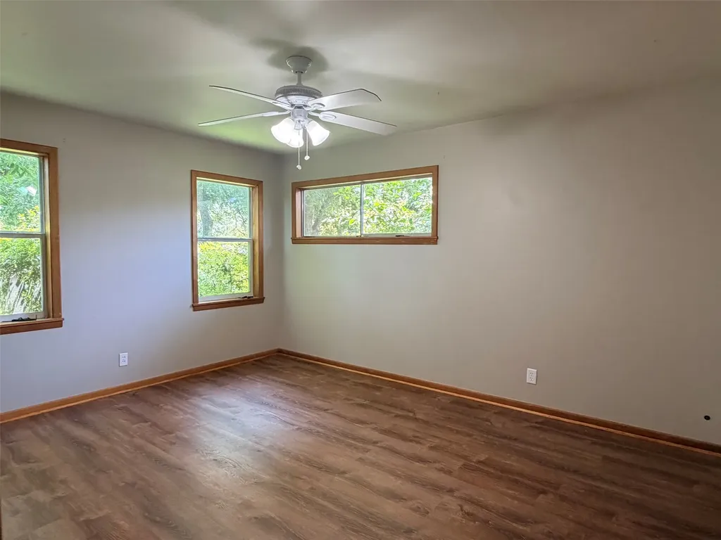 504 N Elm Street Comanche TX 76442