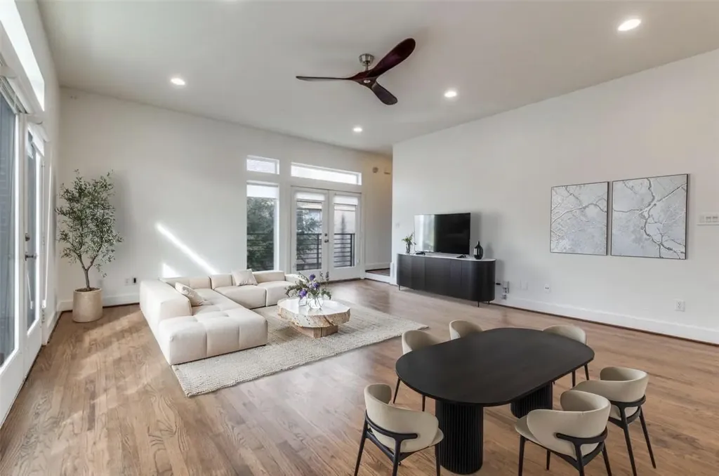 5711 Ross Avenue Dallas TX 75206