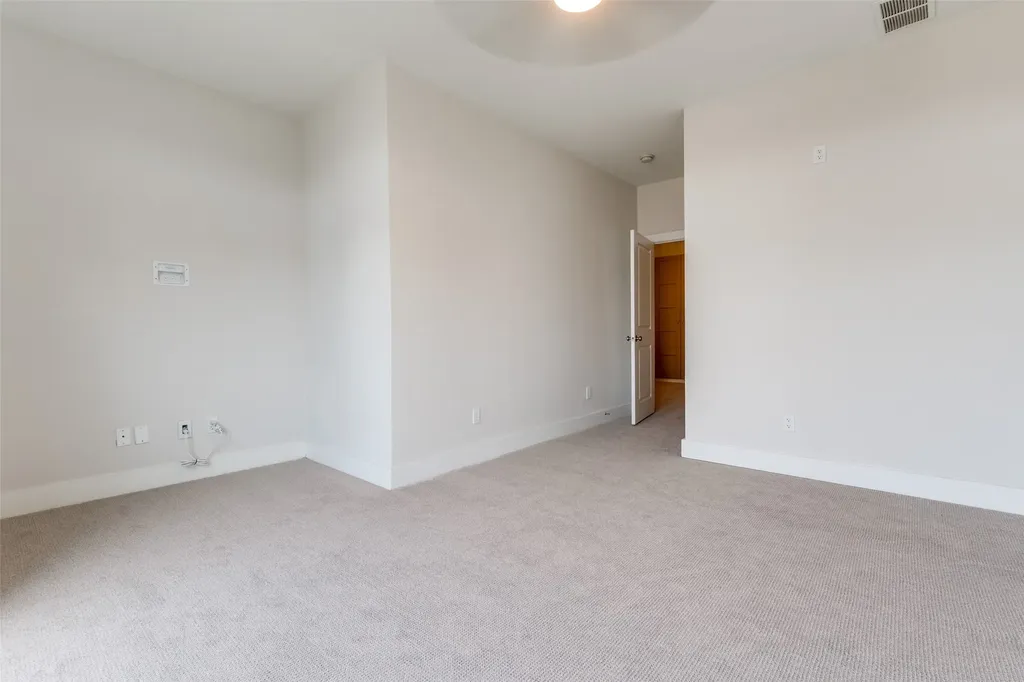 5711 Ross Avenue Dallas TX 75206