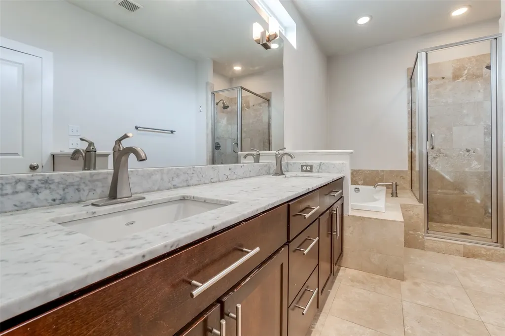 5711 Ross Avenue Dallas TX 75206