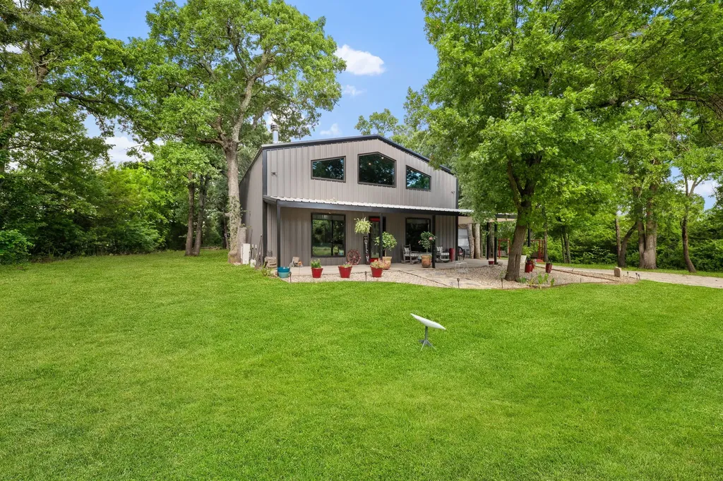 27809 W Us Highway 82 Sherman TX 75092