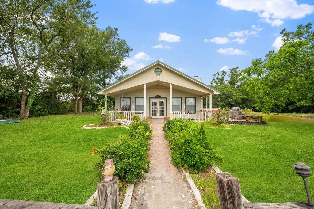 27809 W Us Highway 82 Sherman TX 75092