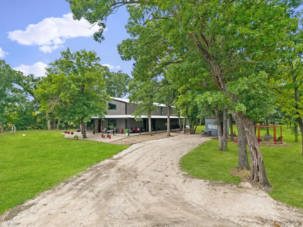 27809 W Us Highway 82 Sherman TX 75092