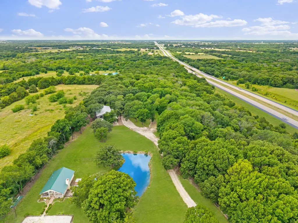 27809 W Us Highway 82 Sherman TX 75092