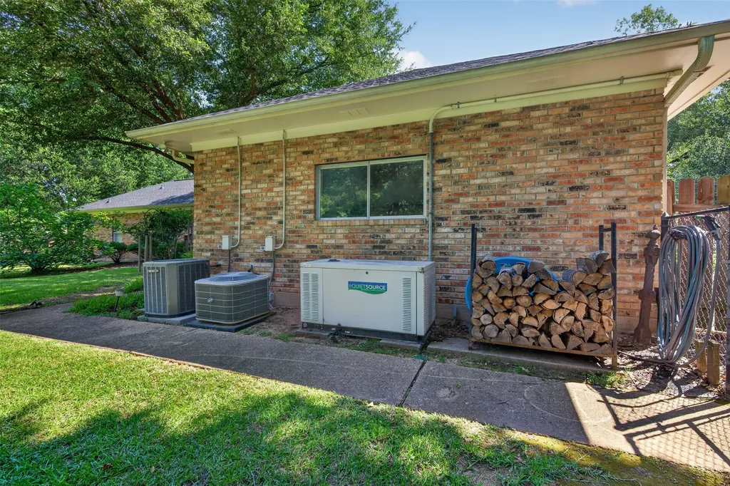 3090 Dartmoor Court Shreveport LA 71115