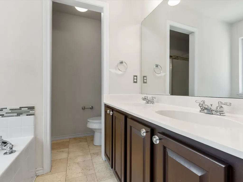 9008 Wildrose Lane Cross Roads TX 76227