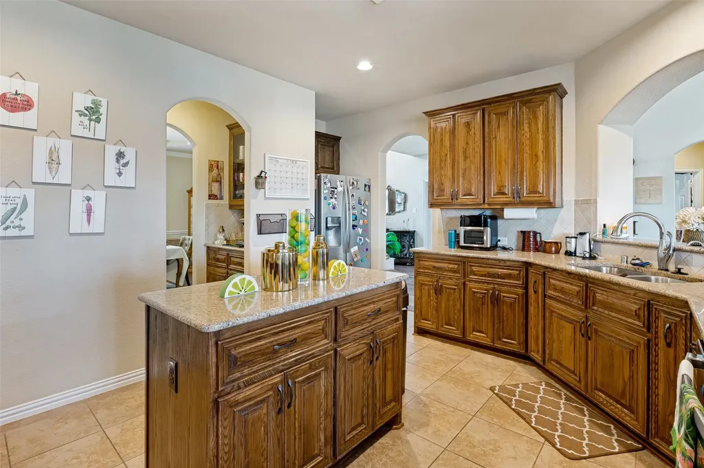 3022 Le Manns Street Midlothian TX 76065