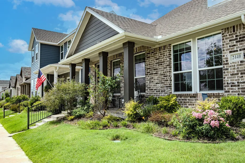 2440 Elm Place Northlake TX 76247