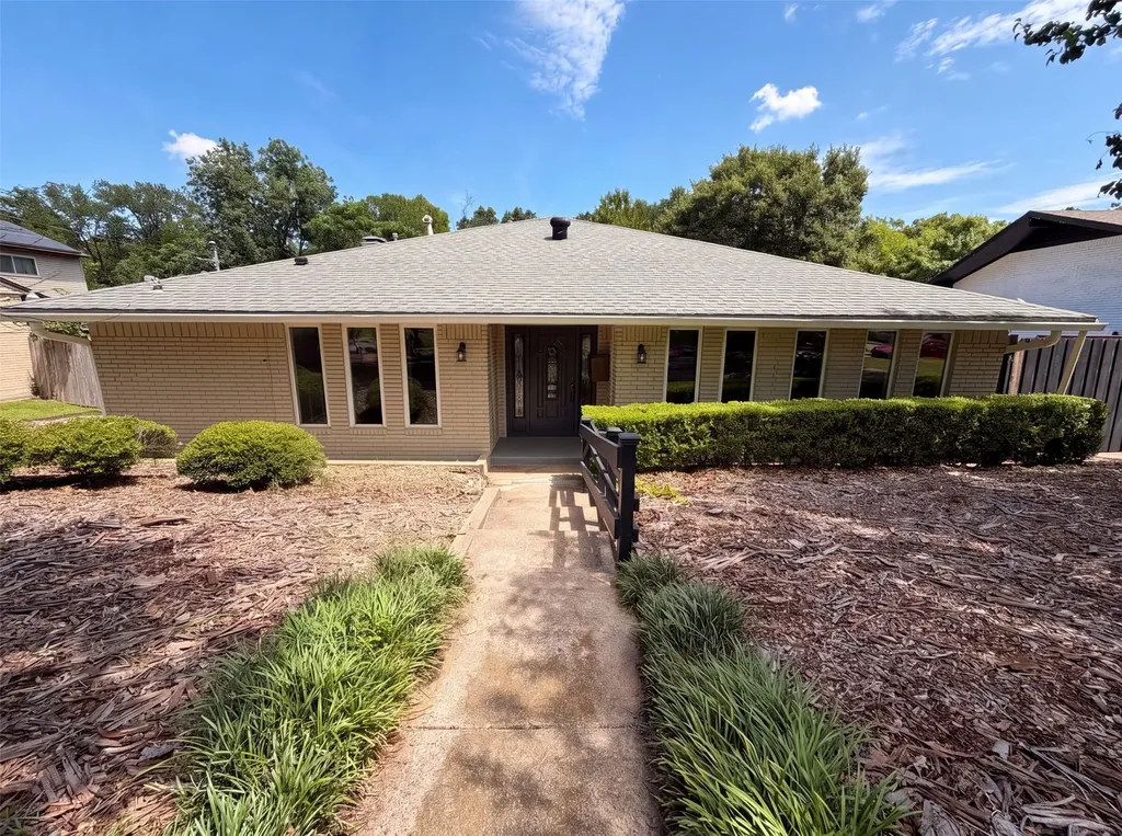 3423 Willow Crest Lane Dallas TX 75233