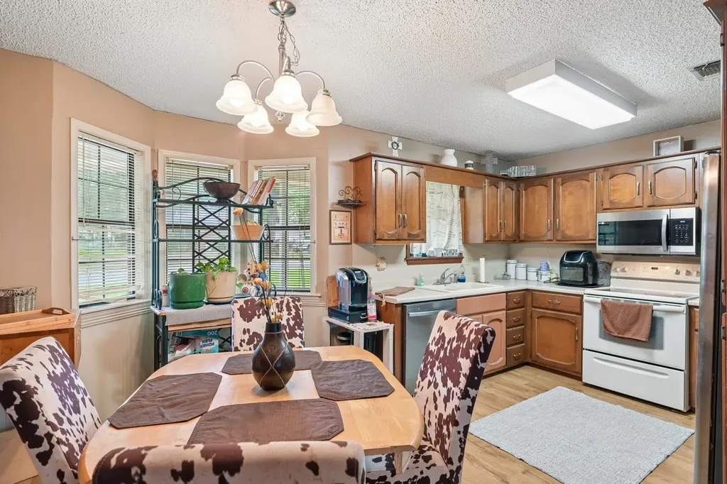 944 Moore Street S Sulphur Springs TX 75482