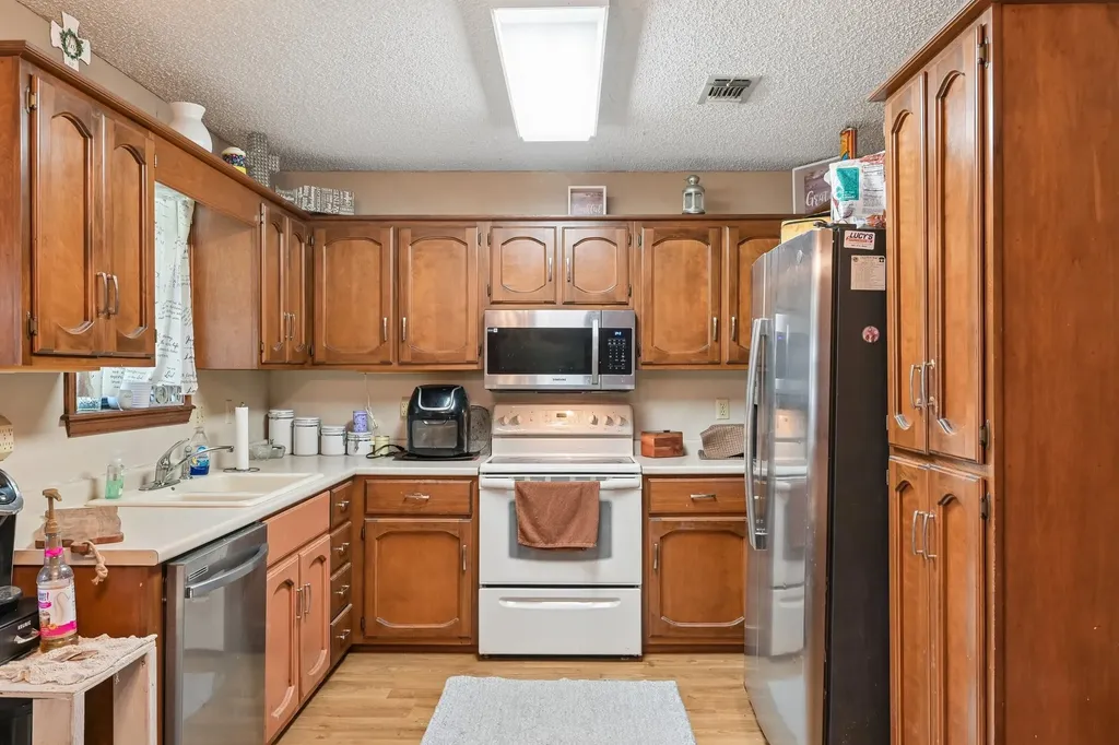 944 Moore Street S Sulphur Springs TX 75482