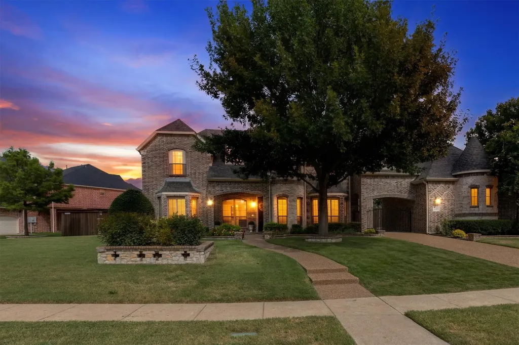 1120 Westminster Avenue Murphy TX 75094