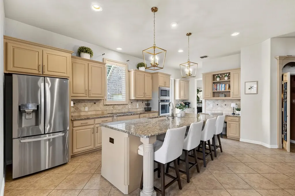 1120 Westminster Avenue Murphy TX 75094