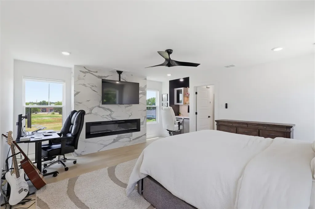 1926 Pueblo Street Dallas TX 75212