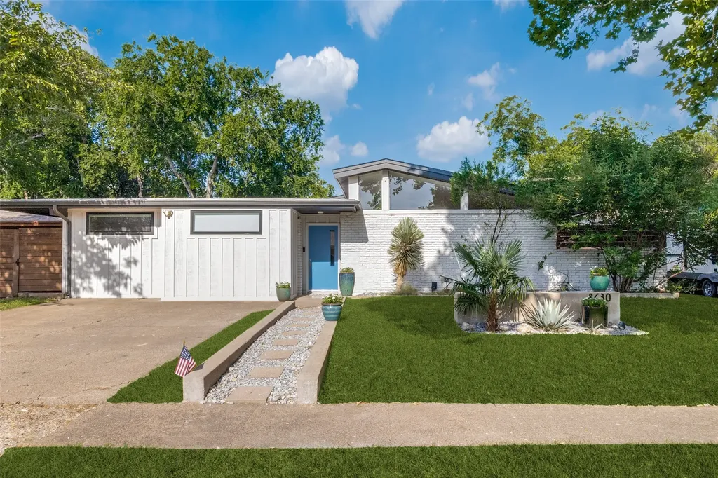 8630 Rolling Rock Lane Dallas TX 75238