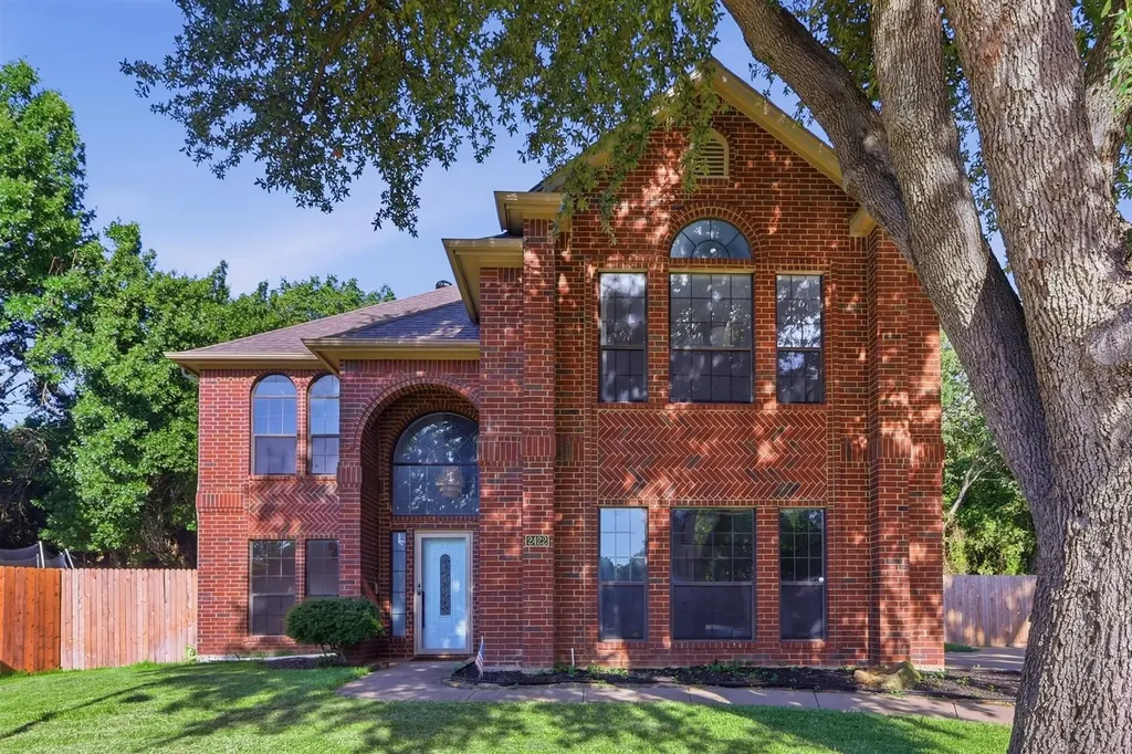 2422 Black Spruce Court Arlington TX 76001