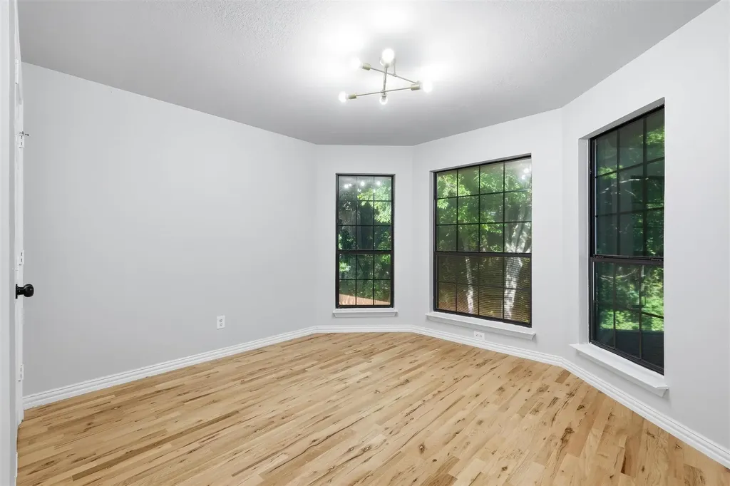 2422 Black Spruce Court Arlington TX 76001