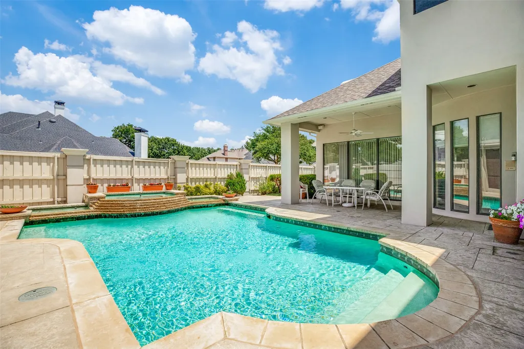 5920 Mcfarland Drive Plano TX 75093