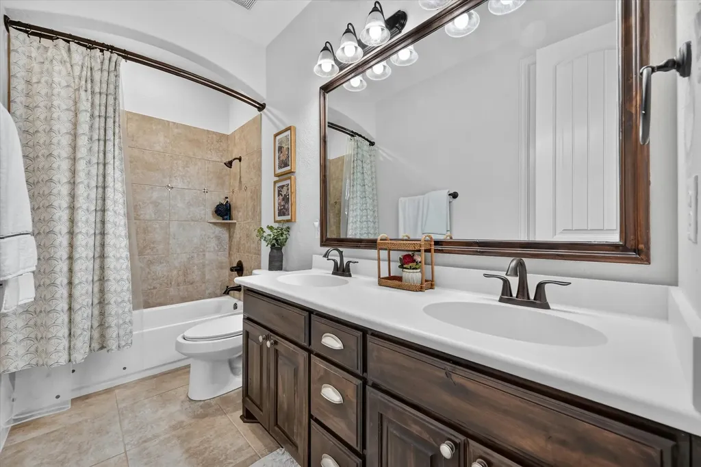 133 Claremont Drive Ovilla TX 75154