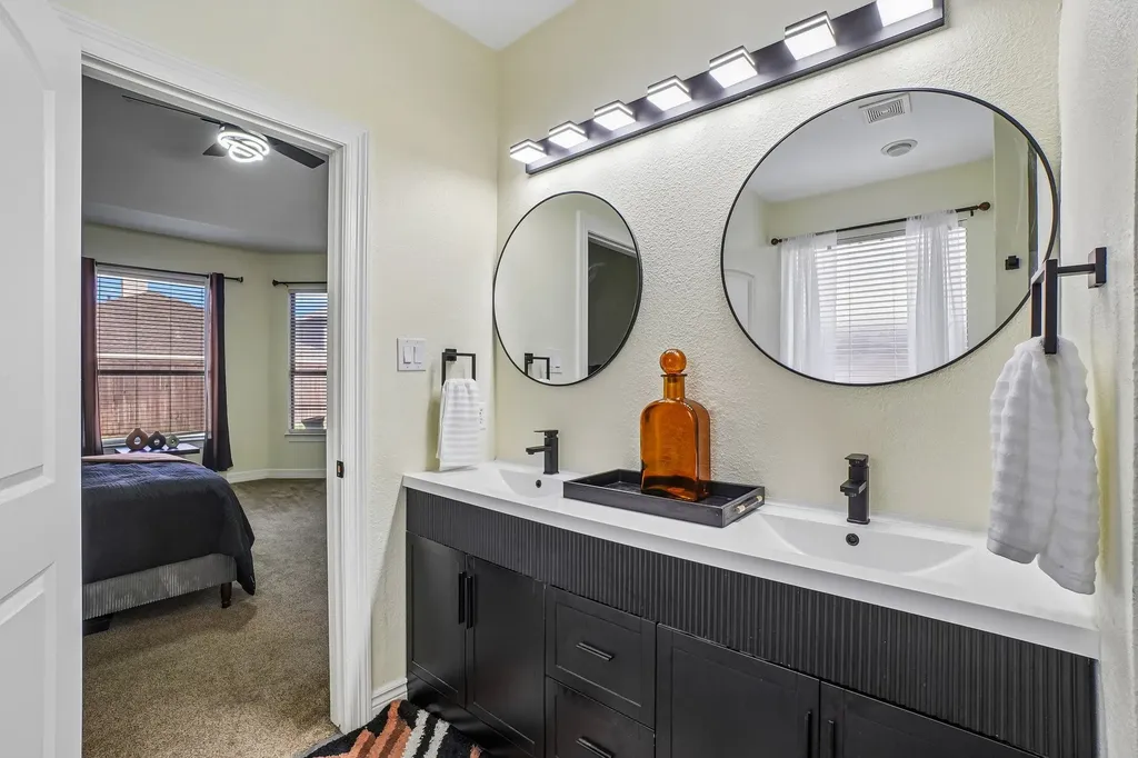 312 Parakeet Drive Little Elm TX 75068
