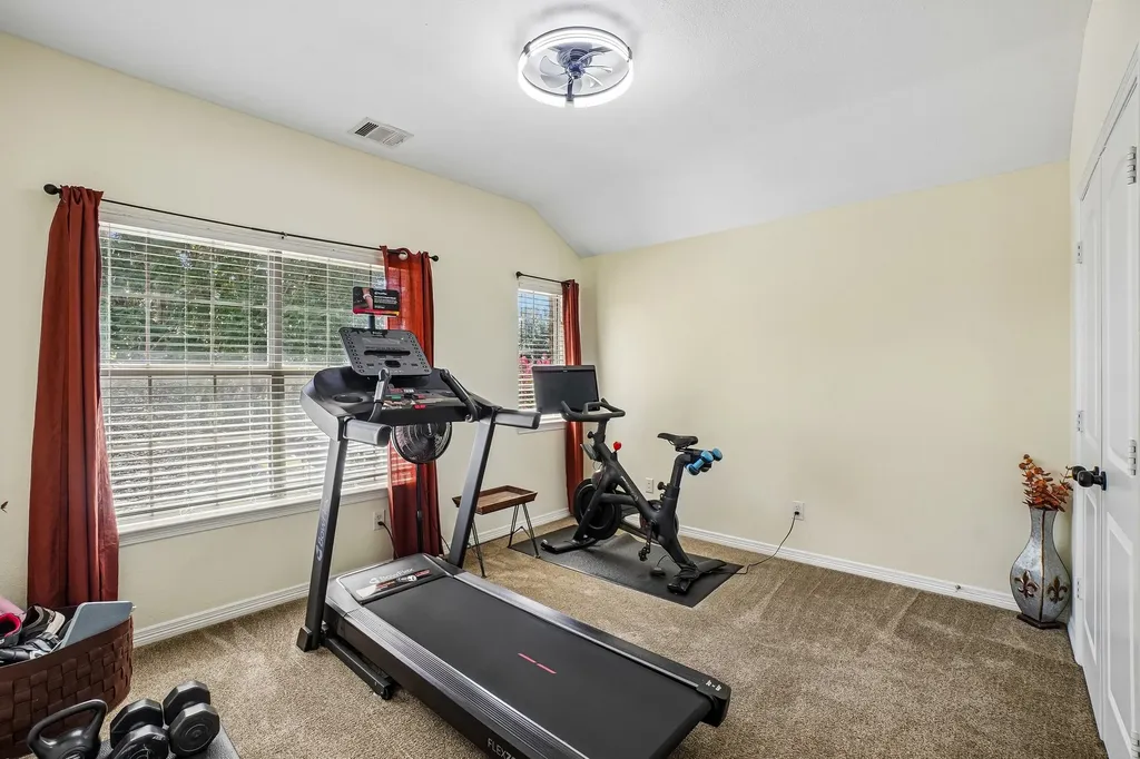 312 Parakeet Drive Little Elm TX 75068
